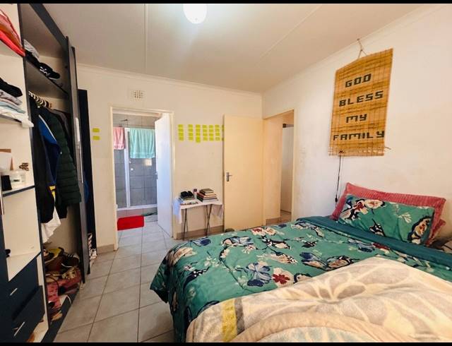 3 BEDROOM HOUSE FOR SALE IN SAVANNA CITY